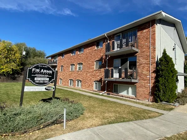 16 Fir St, Strathcona County, AB T8A 1Z6