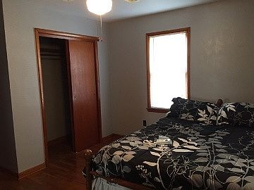 5th image of 914 N Epworth St