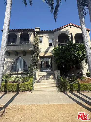 444 N Curson Ave #1/2 Photo 1