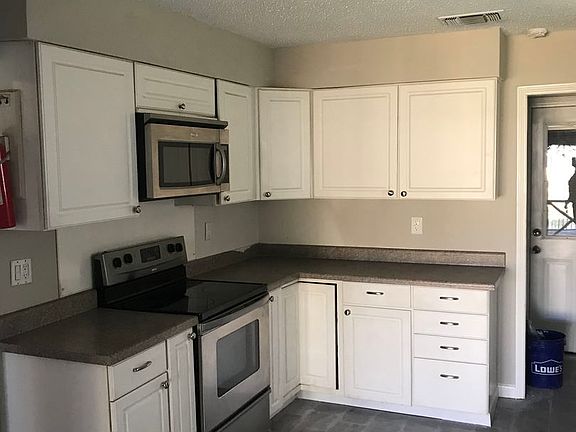 5th image of 3441 MEADOW HEAD DR