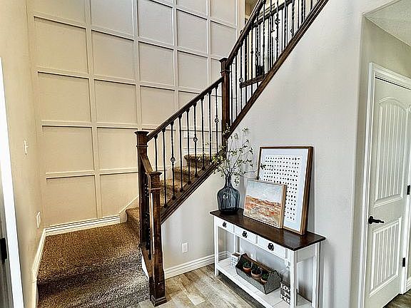 Entry/Foyer