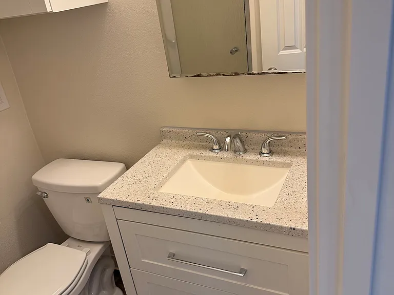 504 Jackson St #9 — Photo 1