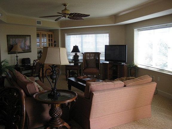 3rd image of 200 Ocean Crest Dr APT 210