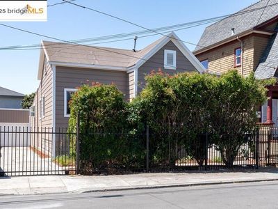1035 24th St, Oakland, CA, 94607