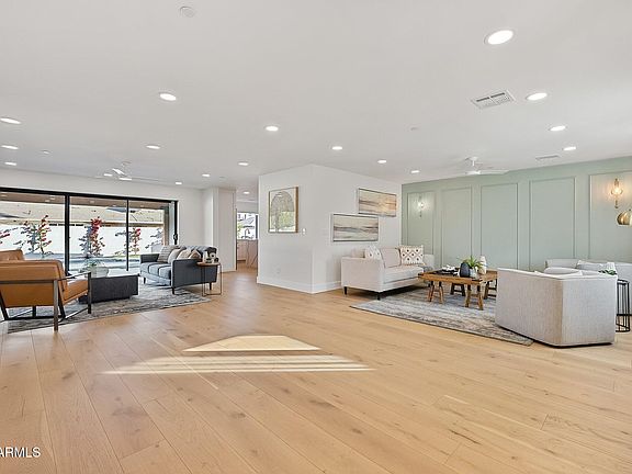 4th image of 2609 N 81ST Way