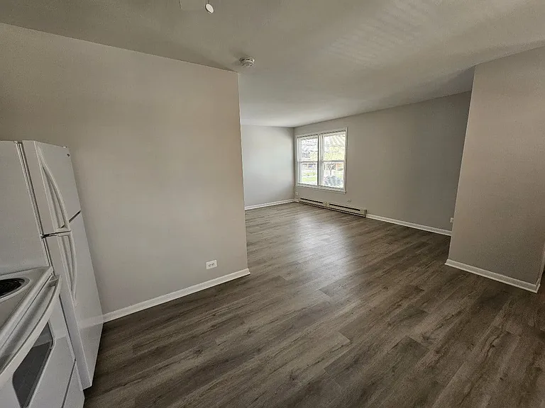 4855 Elm St — Photo 3