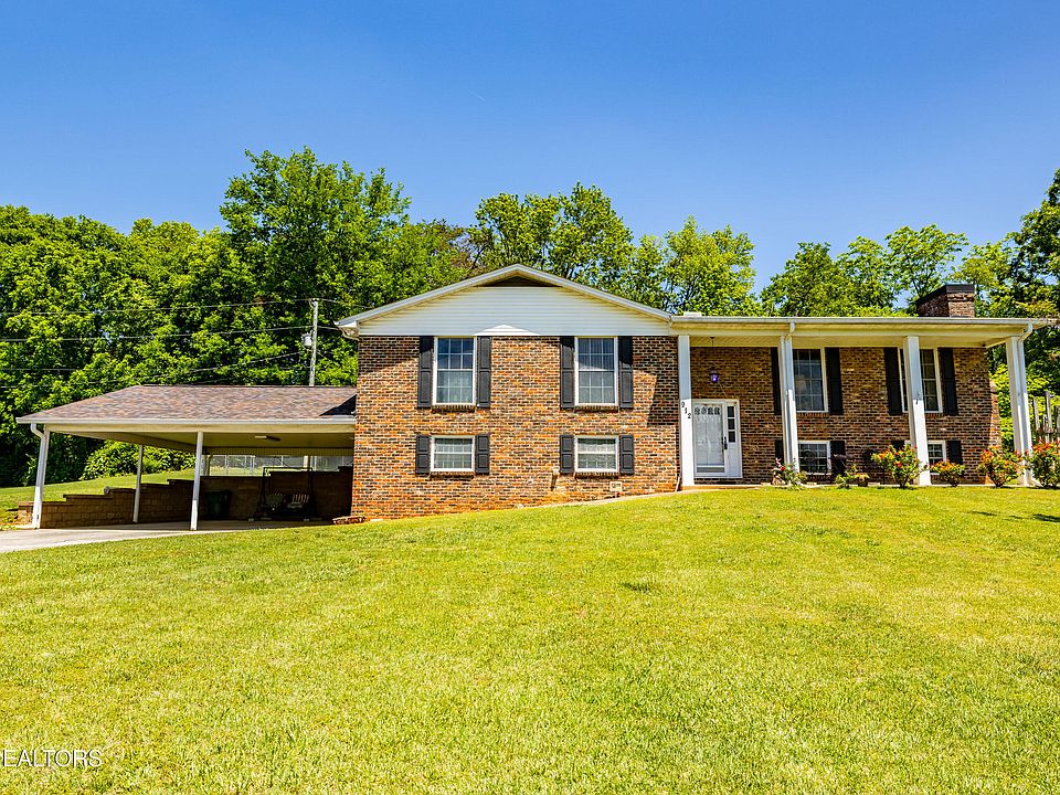 1st image of 912 Windemere Cir