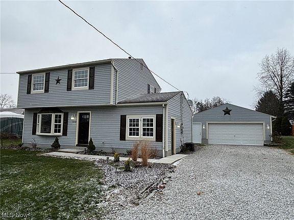 2nd image of 1512 Summerset Dr