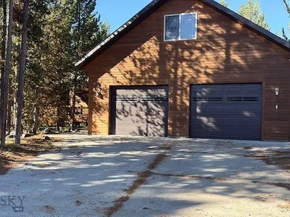 340 Lewis Ave, West Yellowstone, MT 59758