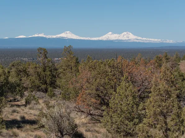 SW Paragon Ct #728-729, Powell Butte, OR 97753