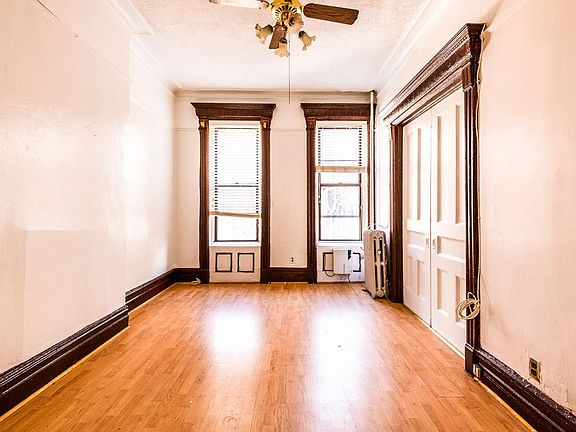 3rd image of 439 50th St #2