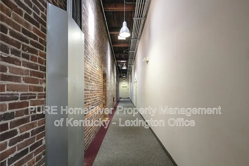 2 bed, 2.0 bath, 1099 sqft, $1,750 — Photo 4