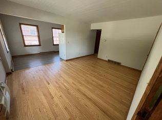 8504 W Howard Ave, Milwaukee, WI 53228
