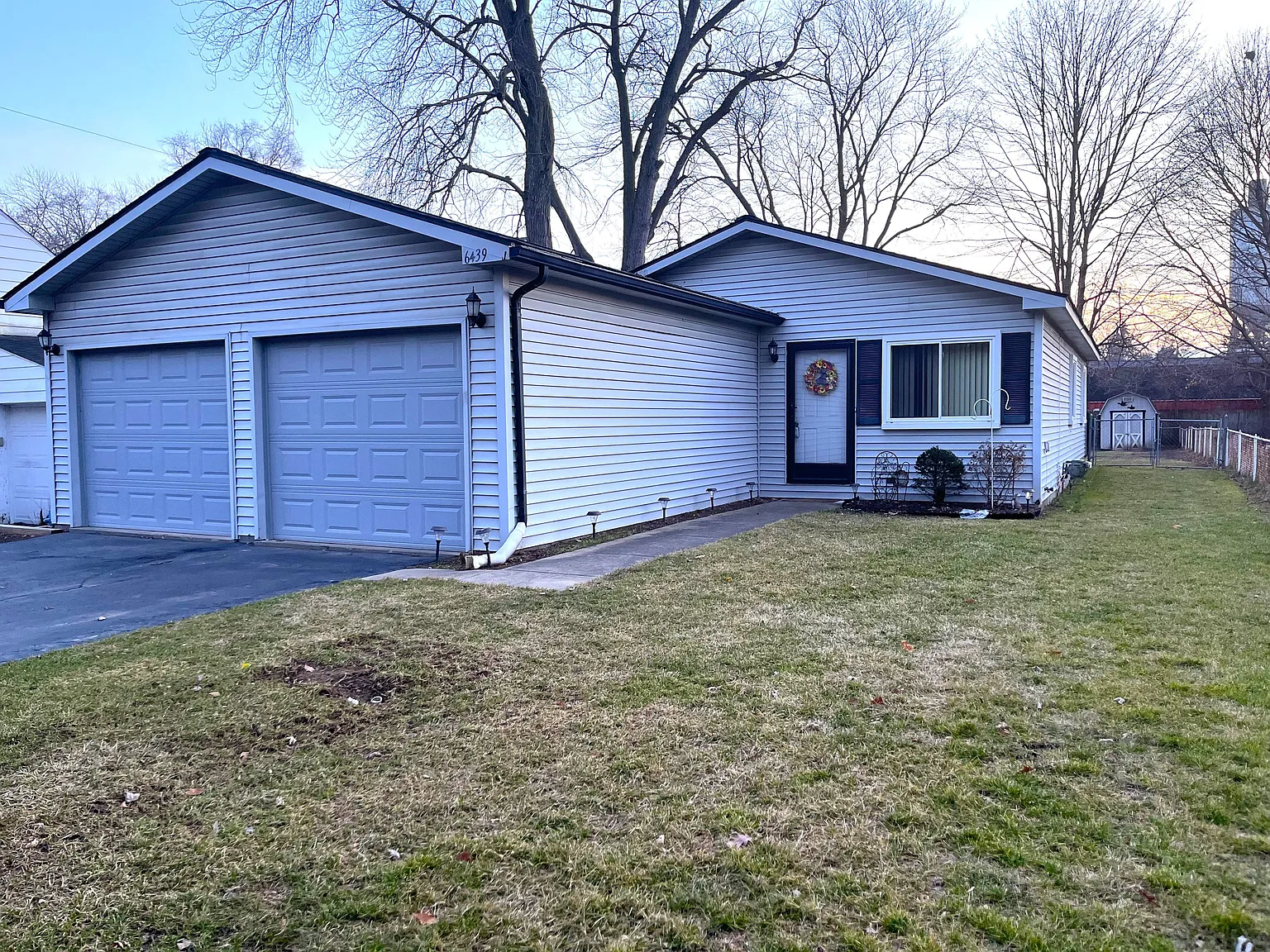 6439 Andersonville Rd photo 1