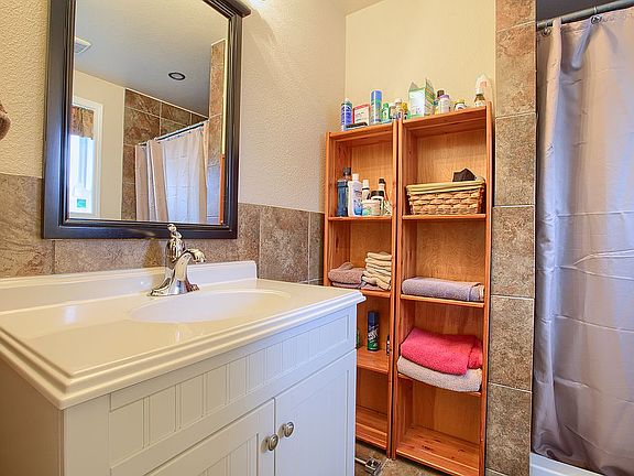 5th image of 8036 Mountain Aire Ct SE