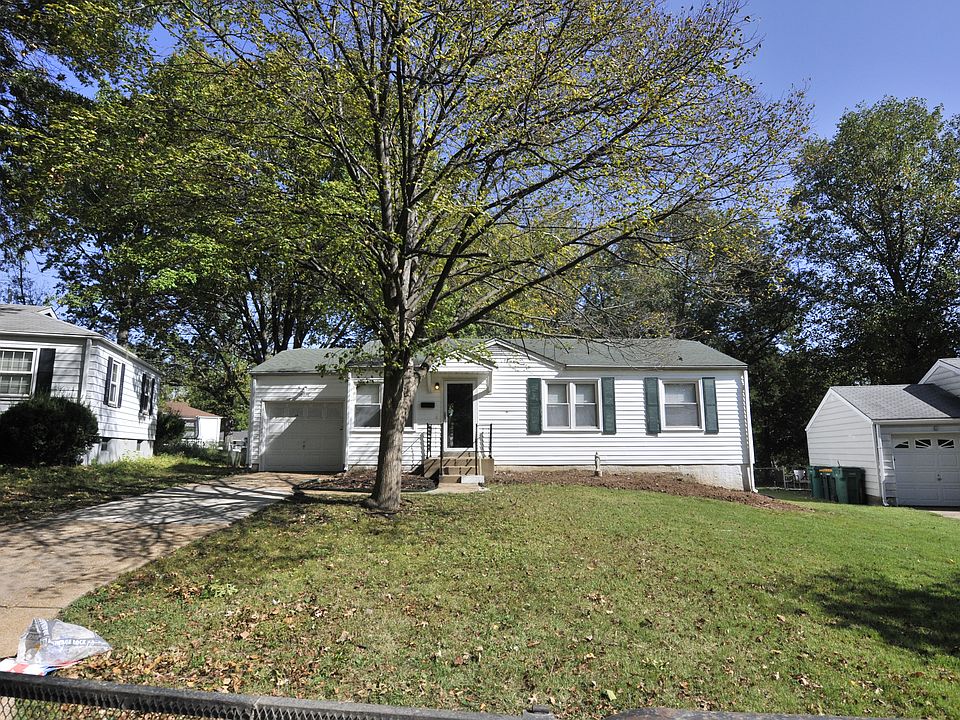 1st image of 10076 Hedge Dr