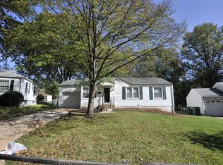 10076 Hedge Dr, Saint Louis, MO 63137