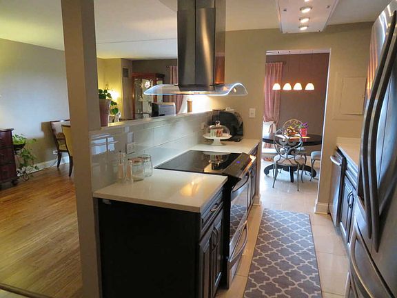 3rd image of 6340 Americana Dr APT 502