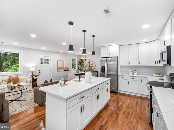 6751 White Rock Rd, Sykesville, MD 21784