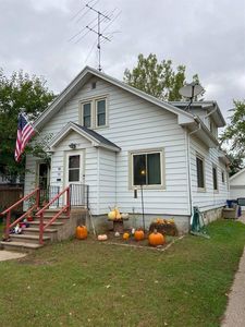 90 9th St, Clintonville, WI, 54929