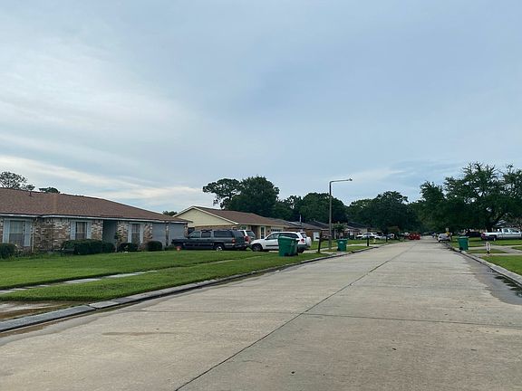 4th image of 318 Driftwood Cir