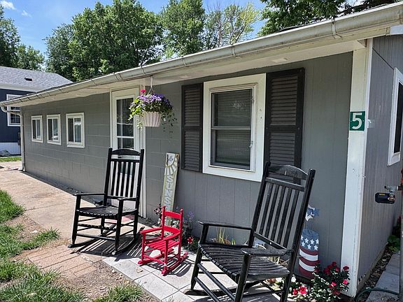 4th image of 5 Park Lane Dr #28