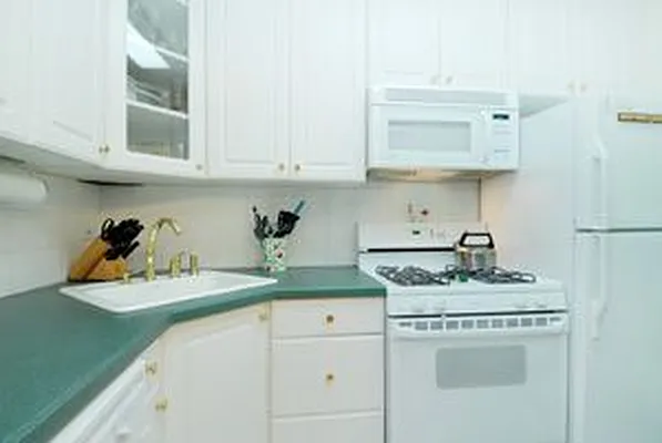 Sold by Douglas Elliman | media 4