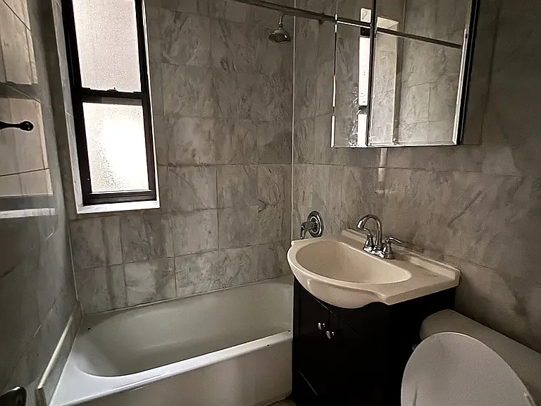 159 Eastern Pkwy #1B — Photo 4