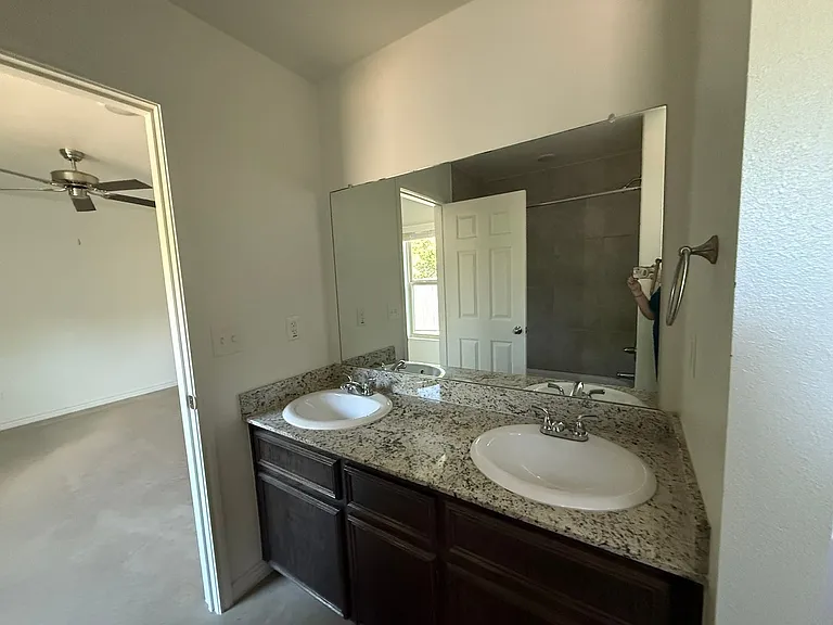 1801 Emma Naylor Ct — Photo 11