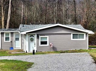 3698 Buena Vista Dr, Hubbard, OH 44425