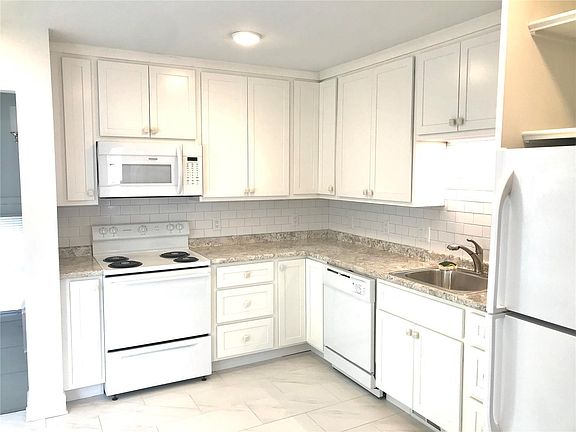 2nd image of 1509 Central Ave