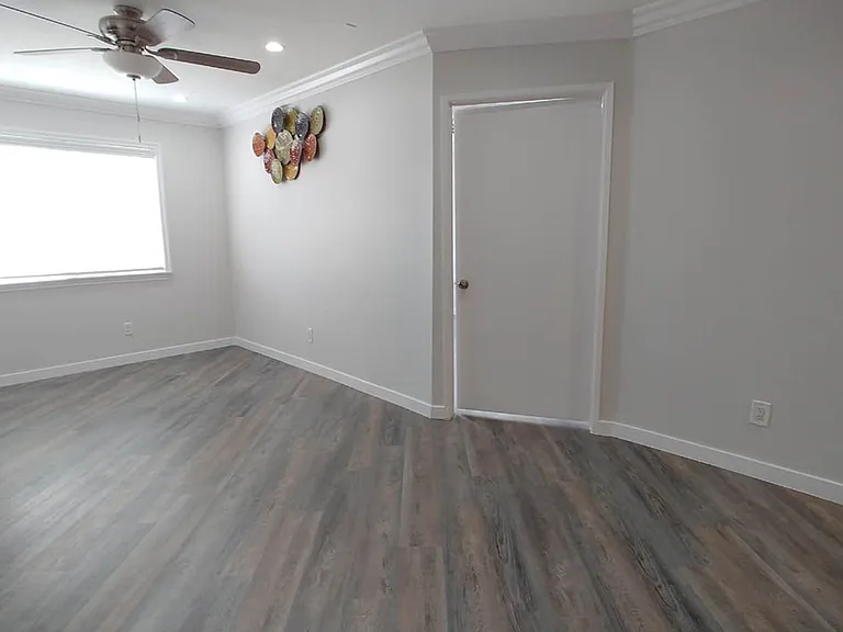 Villa De Adel Apts — Photo 159