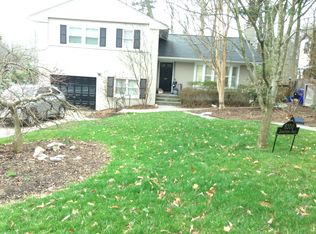 6300 Dahlonega Rd, Bethesda, MD 20816