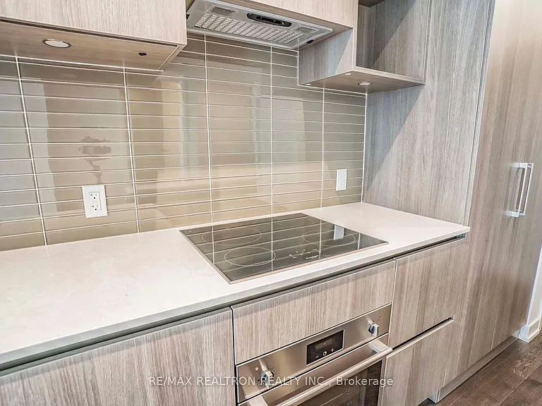 1 Yorkville Ave #3112 — Photo 6