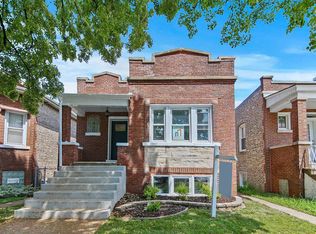 2537 Scoville Ave, Berwyn, IL 60402