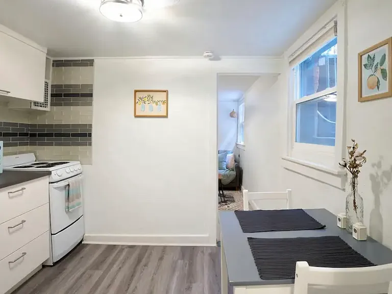 1418 Gaylord St #1 — Photo 5