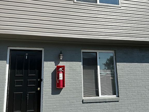 2nd image of 6 Morningside Dr #23