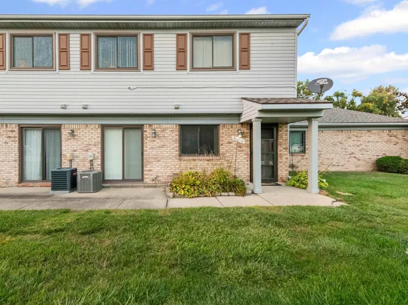 50218 N Benny Ct, Chesterfield, MI 48047