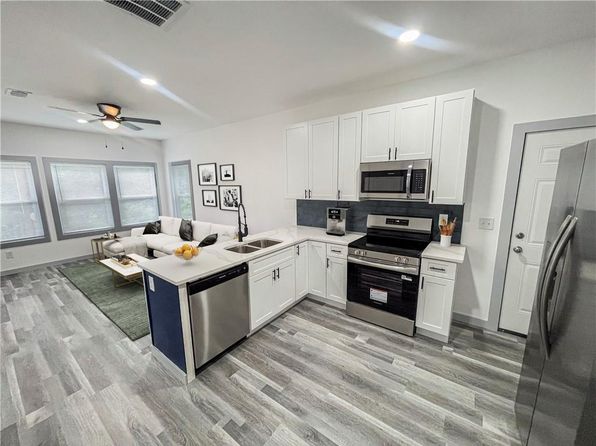 215 Anderson Ave NW #A