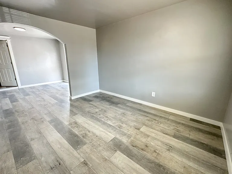 1717 NW Smith Ave — Photo 4