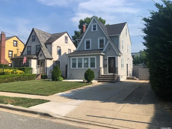 175 Regent Place, West Hempstead, NY 11552