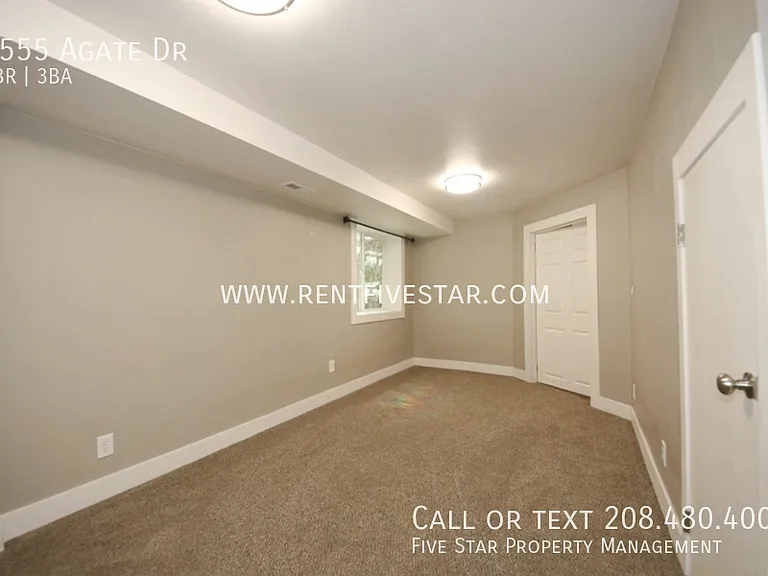 1555 Agate Dr — Photo 16