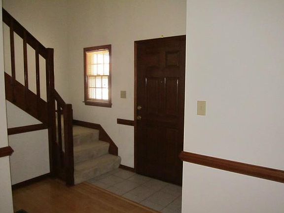 5th image of 3334 Cricket Hollow Ln
