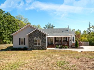 451 Tabor Woods Rd, Pickens, SC 29671