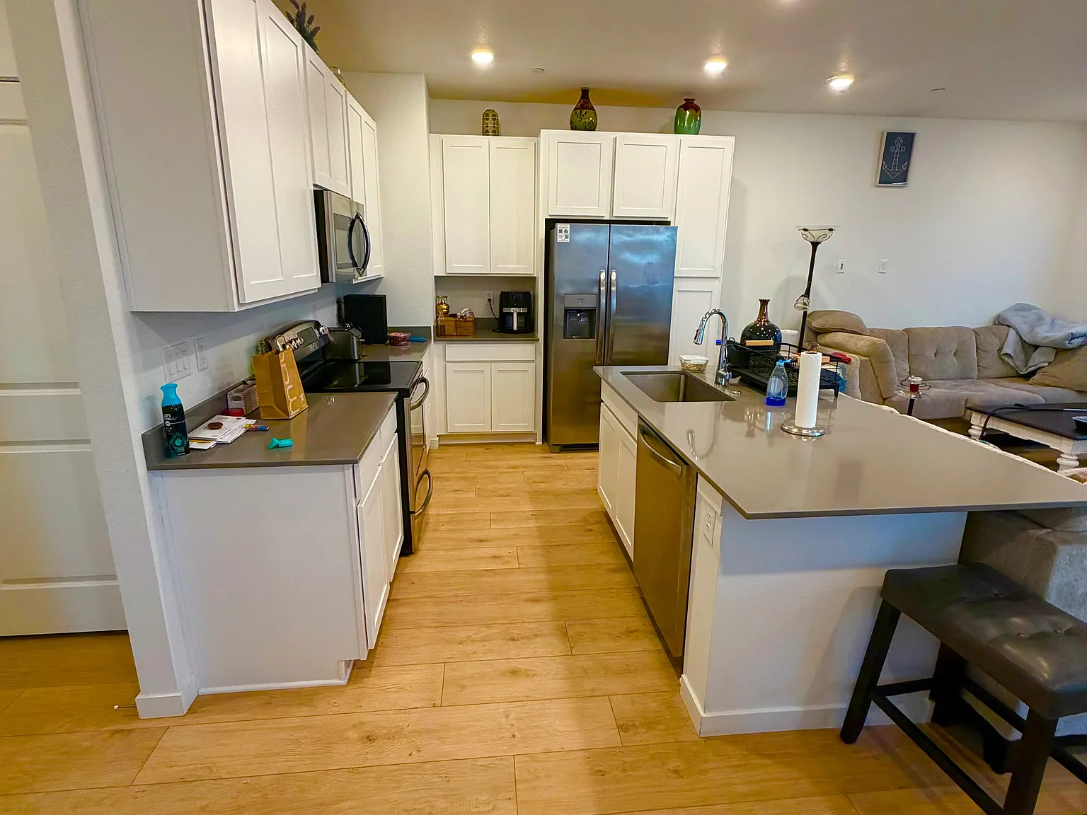 3 bed, 1617 sqft, $950 — Photo 3