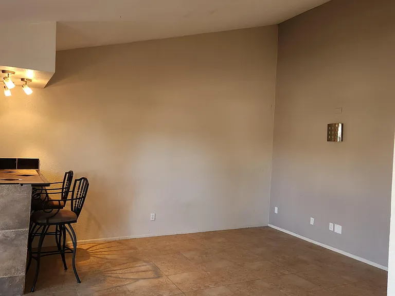 7550 N 12th St #226 — Photo 15