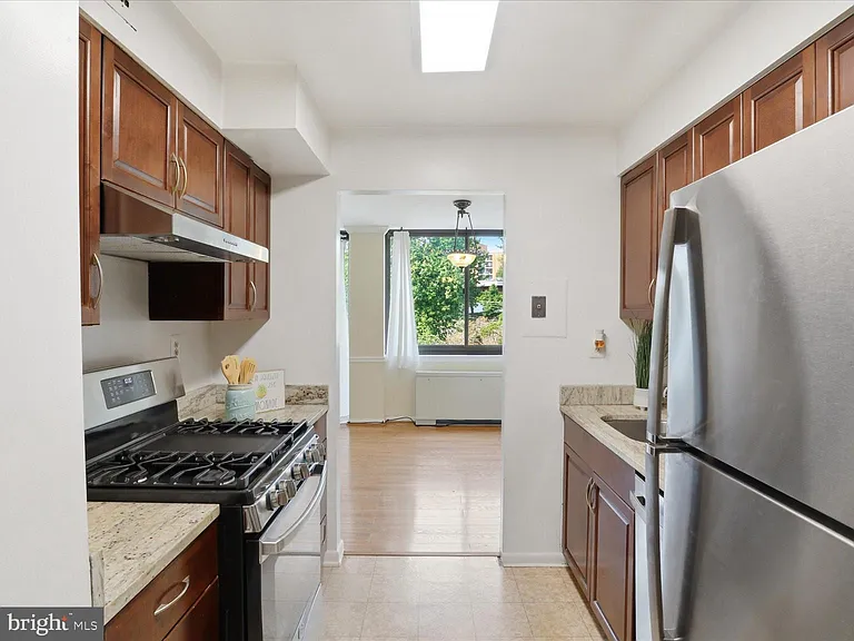 600 Roosevelt Blvd #317 — Photo 16