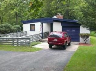 6361 Foster Rd, Haslett, MI 48840