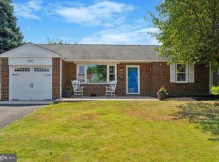 1927 Smith Ave, Willow Grove, PA 19090