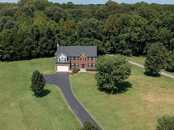 4th image of 7975 Deepwater View Dr